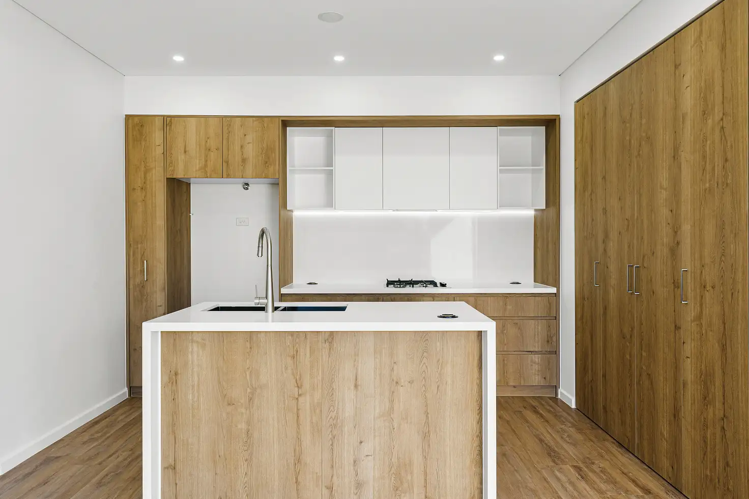Main view of Homely unit listing, 104/13-21 Putland Close, Kirrawee NSW 2232