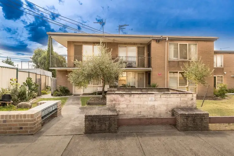 Main view of Homely apartment listing, 6/194 Purinuan Road, Reservoir VIC 3073