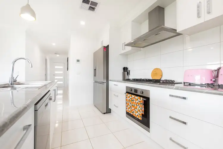 Fourth view of Homely house listing, 2/13 Shiraz Court, Mildura VIC 3500