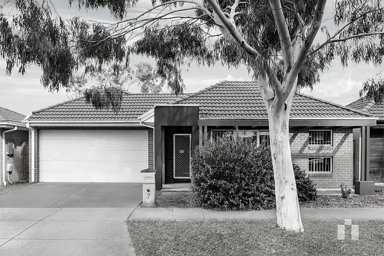 7 Walker Drive, Doreen VIC 3754