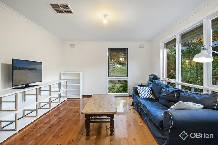 Second view of Homely house listing, 8 Heatherdew Close, Endeavour Hills VIC 3802