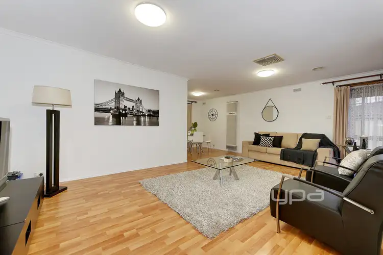 Third view of Homely house listing, 8 Alison Place, Attwood VIC 3049