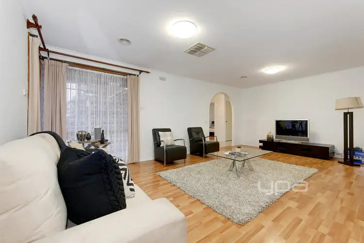Fourth view of Homely house listing, 8 Alison Place, Attwood VIC 3049