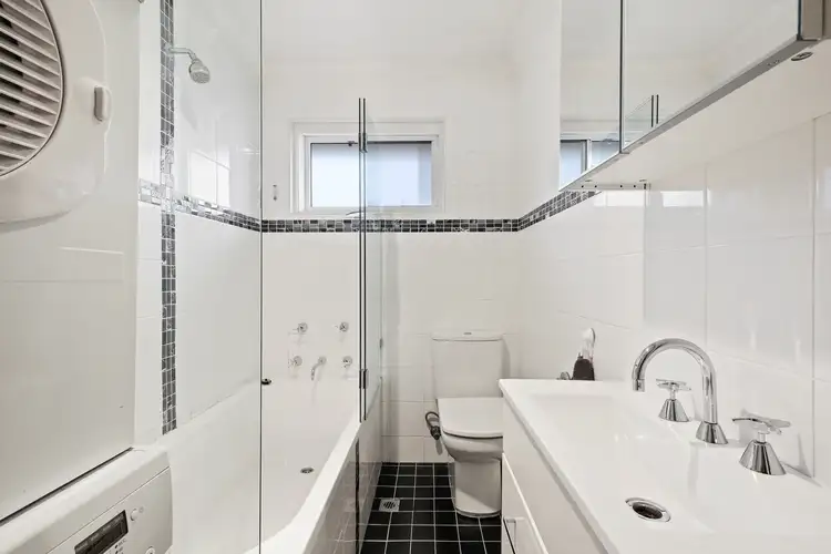 Fifth view of Homely apartment listing, 10/20 Searl Road, Cronulla NSW 2230