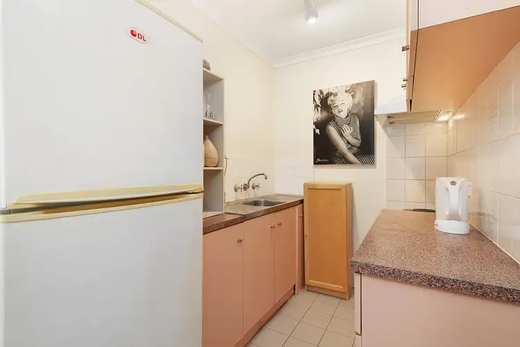 Third view of Homely apartment listing, 8/42 Gillies Street, Fairfield VIC 3078