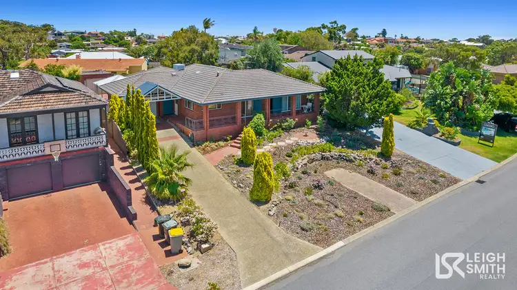18 Carina Circle, Halls Head WA 6210