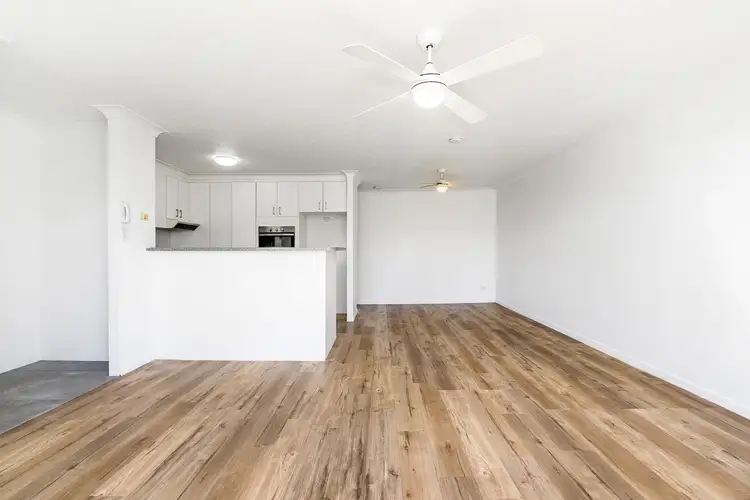Sixth view of Homely unit listing, 10/31-33 Dutton Street, Coolangatta QLD 4225