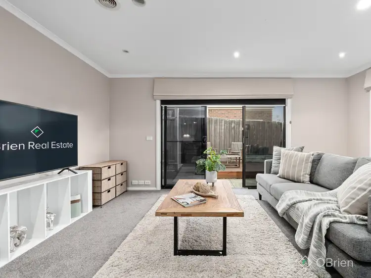 Sixth view of Homely house listing, 2 Venezia Way, Skye VIC 3977
