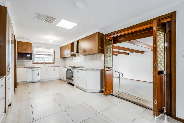 Sixth view of Homely house listing, 10 Tolley Close, Paralowie SA 5108