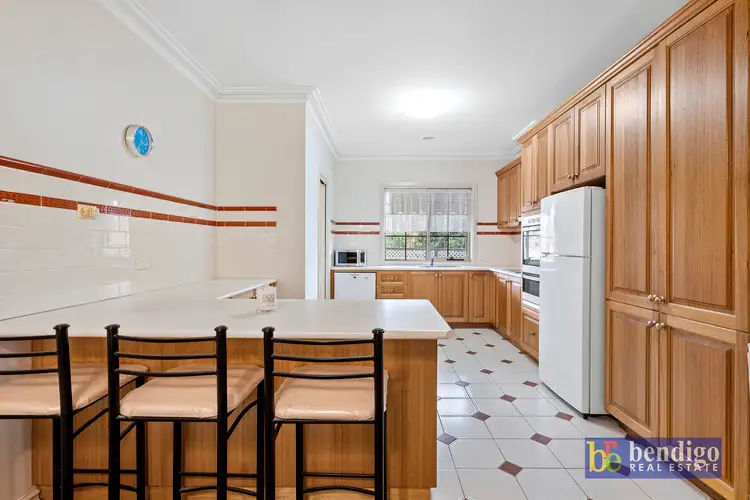 Fifth view of Homely house listing, 19 Harpin Place, East Bendigo VIC 3550
