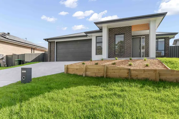 27 William Testers Drive, Cliftleigh NSW 2321