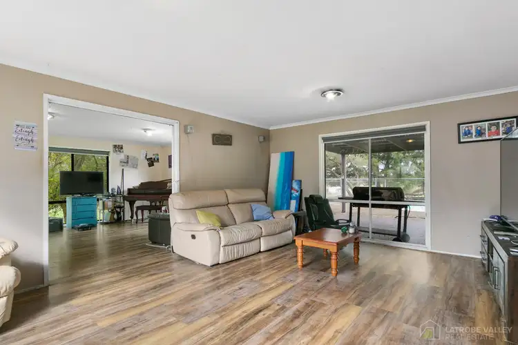 Fifth view of Homely house listing, 31 Foxs Road, Toongabbie VIC 3856