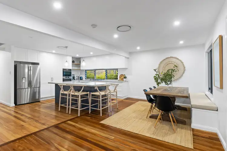 18 Doulton Street, Stafford Heights QLD 4053