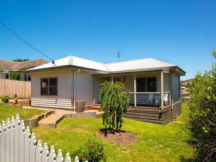 8 Roderick Street, Castlemaine VIC 3450