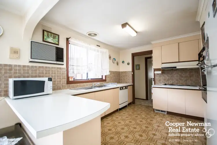 Fourth view of Homely house listing, 4 Crawley Court, Vermont South VIC 3133