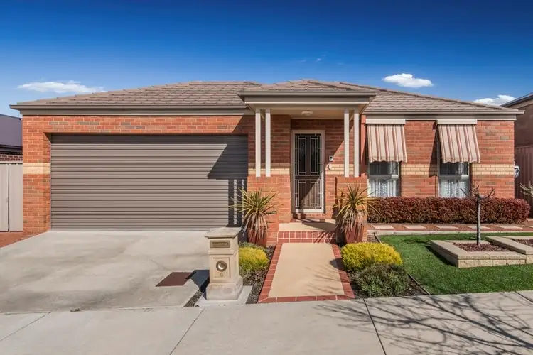 6 Sovereign Gardens, Kangaroo Flat VIC 3555