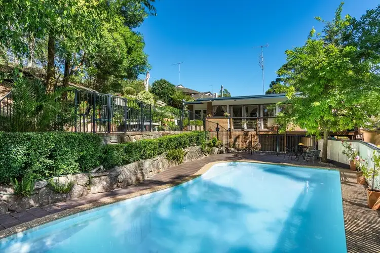 15 Rhonda Avenue, Frenchs Forest NSW 2086