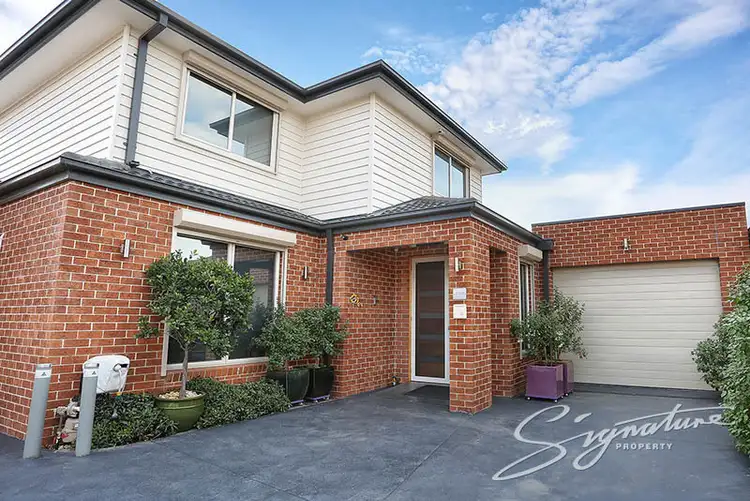 Main view of Homely townhouse listing, 2/148 Hilton Street, Glenroy VIC 3046
