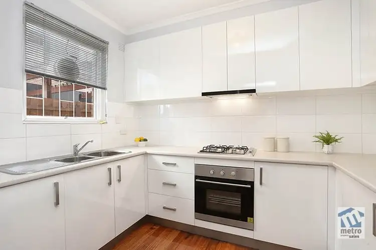 Third view of Homely apartment listing, 3/41 Riversdale Road, Hawthorn VIC 3122