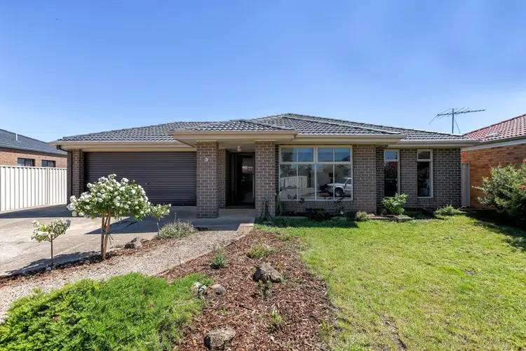 3 Candlebark Place, Melton West VIC 3337