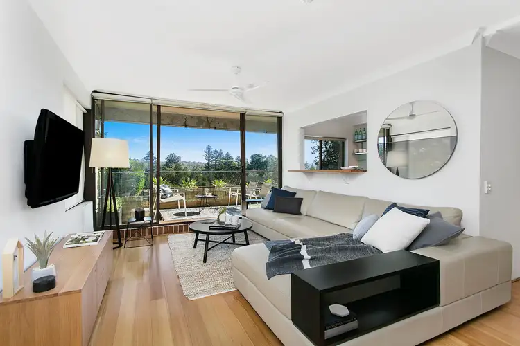 Third view of Homely apartment listing, 6/100 Queenscliff Road, Queenscliff NSW 2096