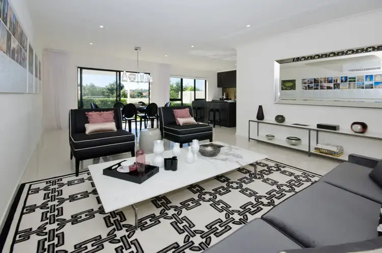 28/14 Norris Street, Pacific Pines QLD 4211