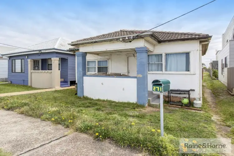 271 Mitchell Street, Stockton NSW 2295