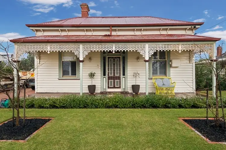 98 Booth Street, Golden Square VIC 3555