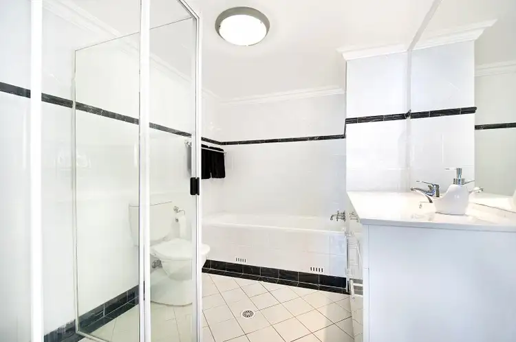 Sixth view of Homely unit listing, 274/158-166 Day Street, Sydney (cbd) NSW 2000