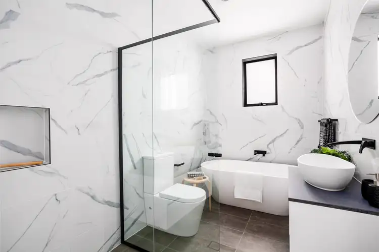 Sixth view of Homely house listing, 10a Clyde Close, Thirroul NSW 2515