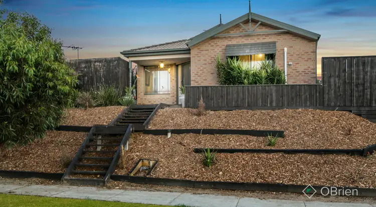30 Manna Gum Drive, Pakenham VIC 3810
