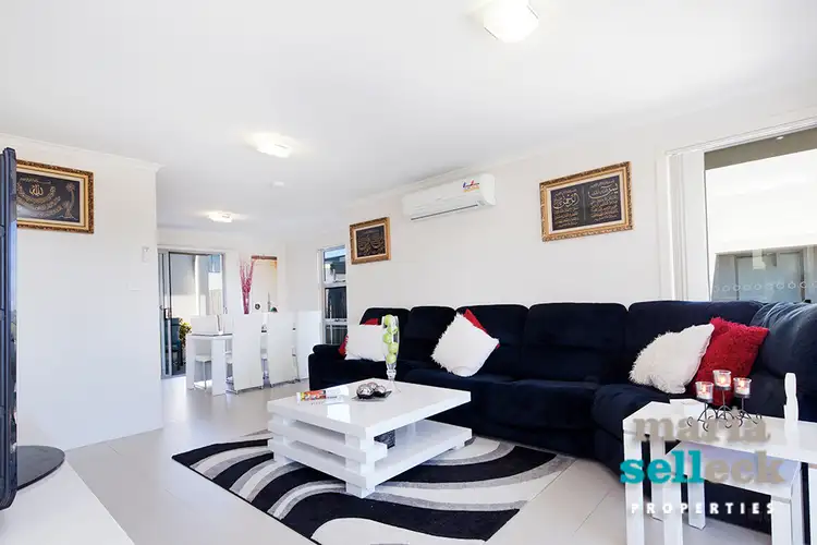 7 Peg Minty Crescent, Weston ACT 2611