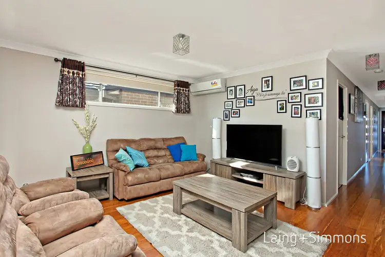 9 Donovan Circuit, Ropes Crossing NSW 2760