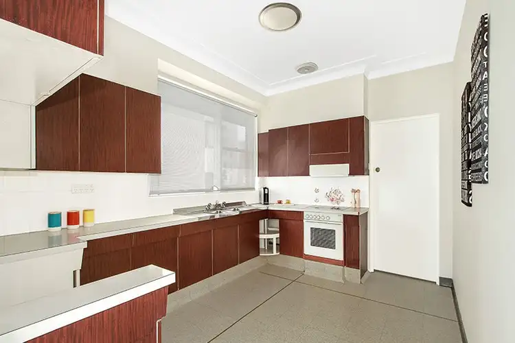 Sixth view of Homely unit listing, 1/46 Cliff Road, Wollongong NSW 2500
