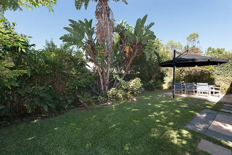 Second view of Homely house listing, 11 Bengar Place, Seventeen Mile Rocks QLD 4073