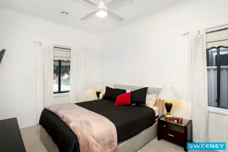 Seventh view of Homely house listing, 21 Moreton Close, Caroline Springs VIC 3023