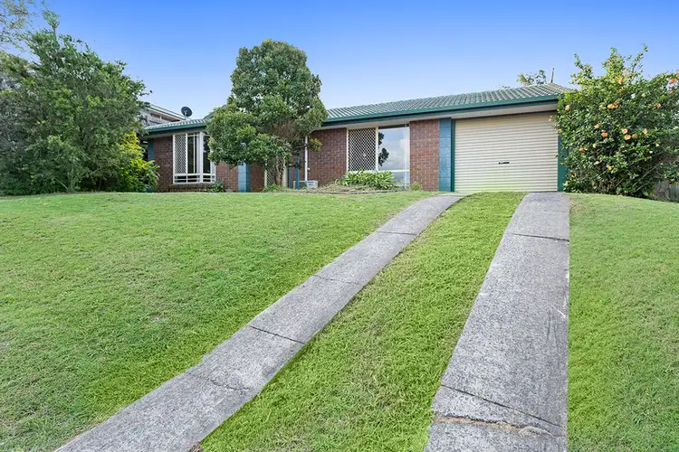 3 Sussanah Terrace, Edens Landing QLD 4207
