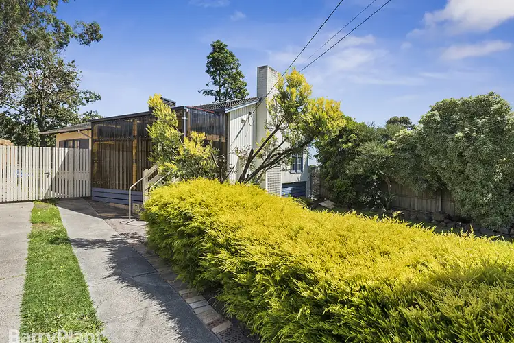 2 California Crescent, Ferntree Gully VIC 3156