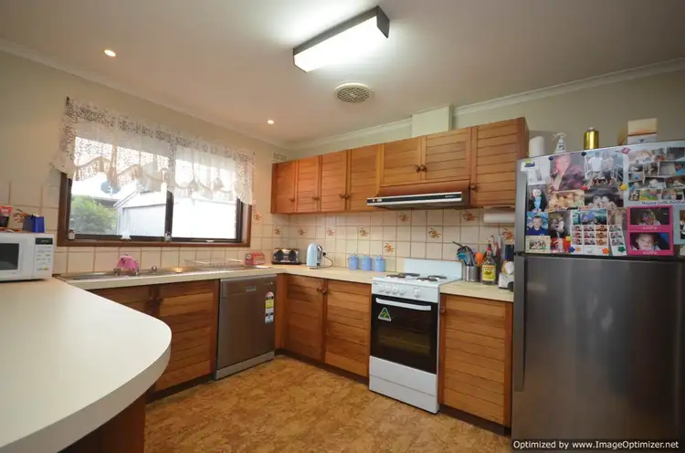 Second view of Homely house listing, 17 Allison Court, Bairnsdale VIC 3875