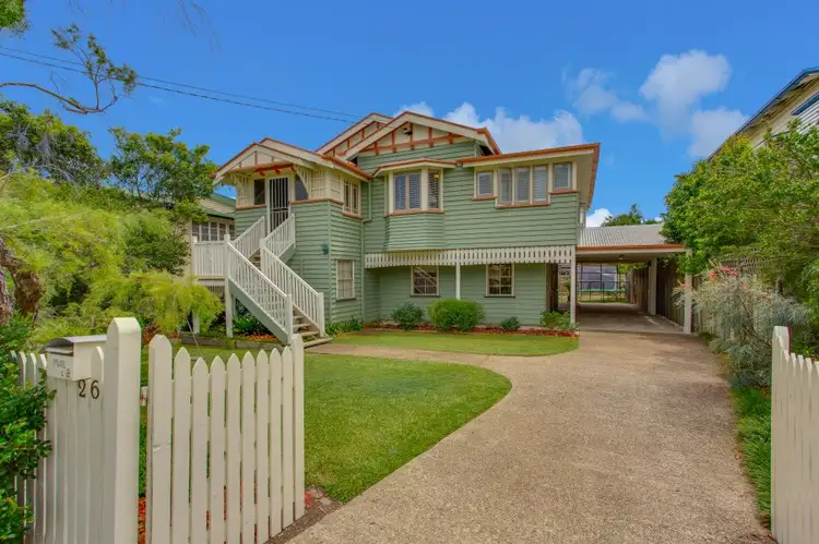 26 Eleventh Avenue, Kedron QLD 4031