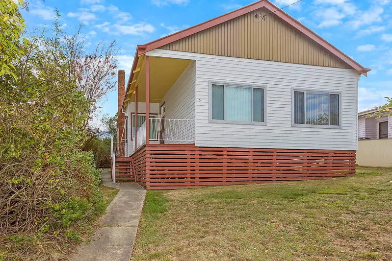 Main view of Homely house listing, 5 Willong Street, Tallangatta VIC 3700