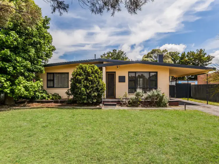 Second view of Homely house listing, 26 Gosnells Road West, Maddington WA 6109