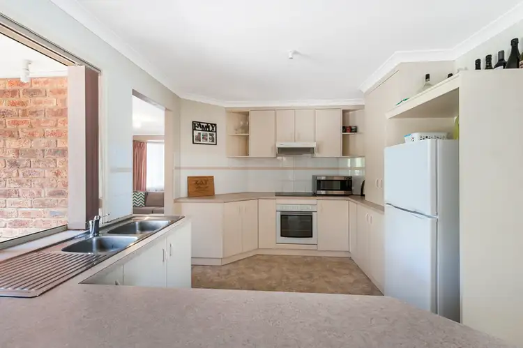 Sixth view of Homely house listing, 5 Brassie Street, Wodonga VIC 3690