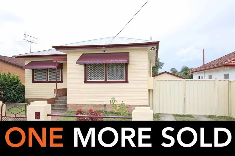 8 Yarravel Street, South Kempsey NSW 2440