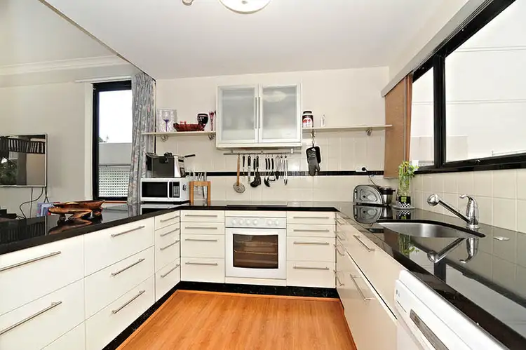 24/209 Abbott Street, Cairns City QLD 4870