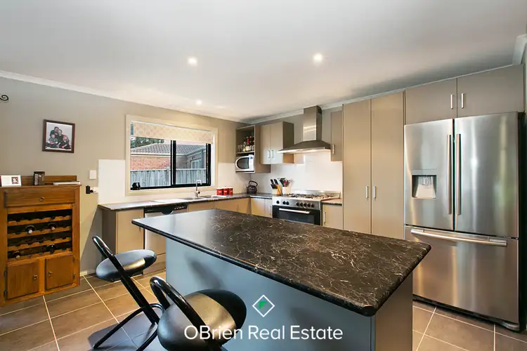 Fourth view of Homely house listing, 3 Tiffany Close, Pakenham VIC 3810