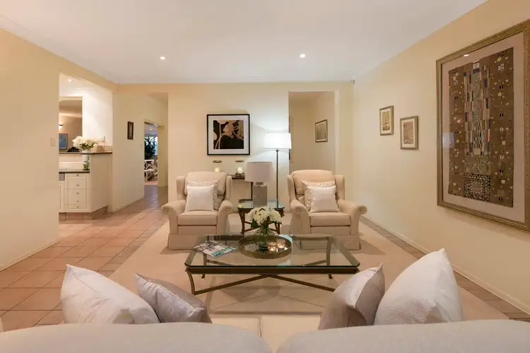 157 Abbotsleigh Street, Holland Park QLD 4121