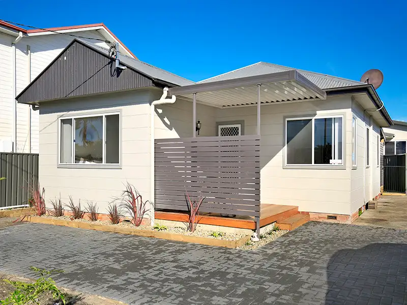 Main view of Homely villa listing, 1/18 George Street, Warilla NSW 2528