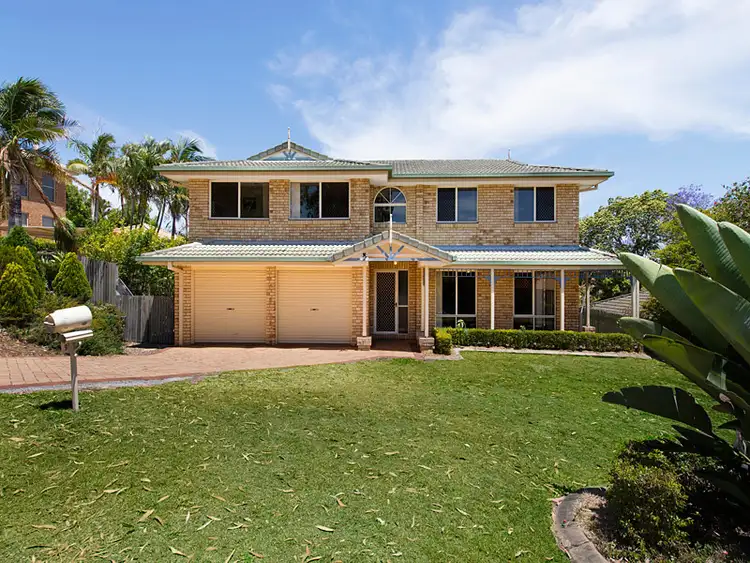 9 Elamang Close, Sinnamon Park QLD 4073