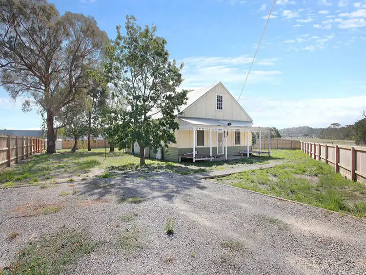 16 Peacock Road, Tyabb VIC 3913